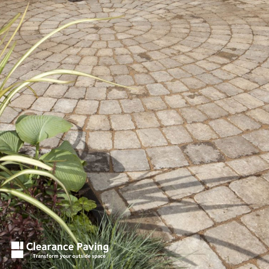 Brett Alpha block paving circle kit in Burnt Oak 50mm