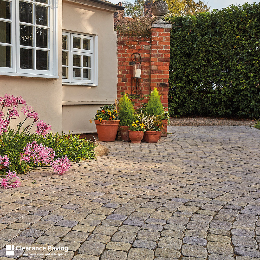 Brett aura Square Stone 60mm concrete block paving in Bronze Fleck