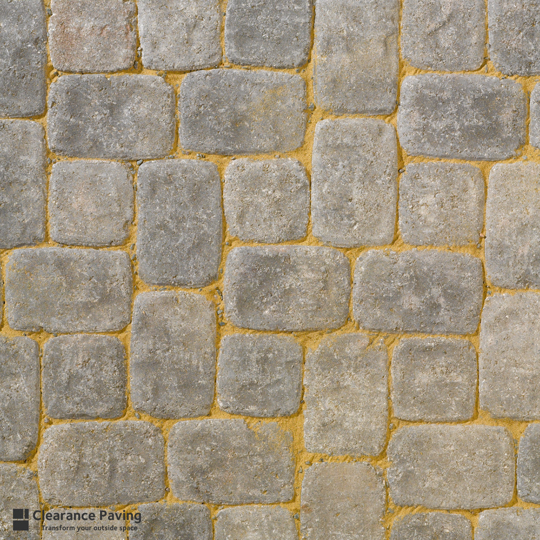 Brett Aura Square Stone paving blocks in Silver Fleck swatch