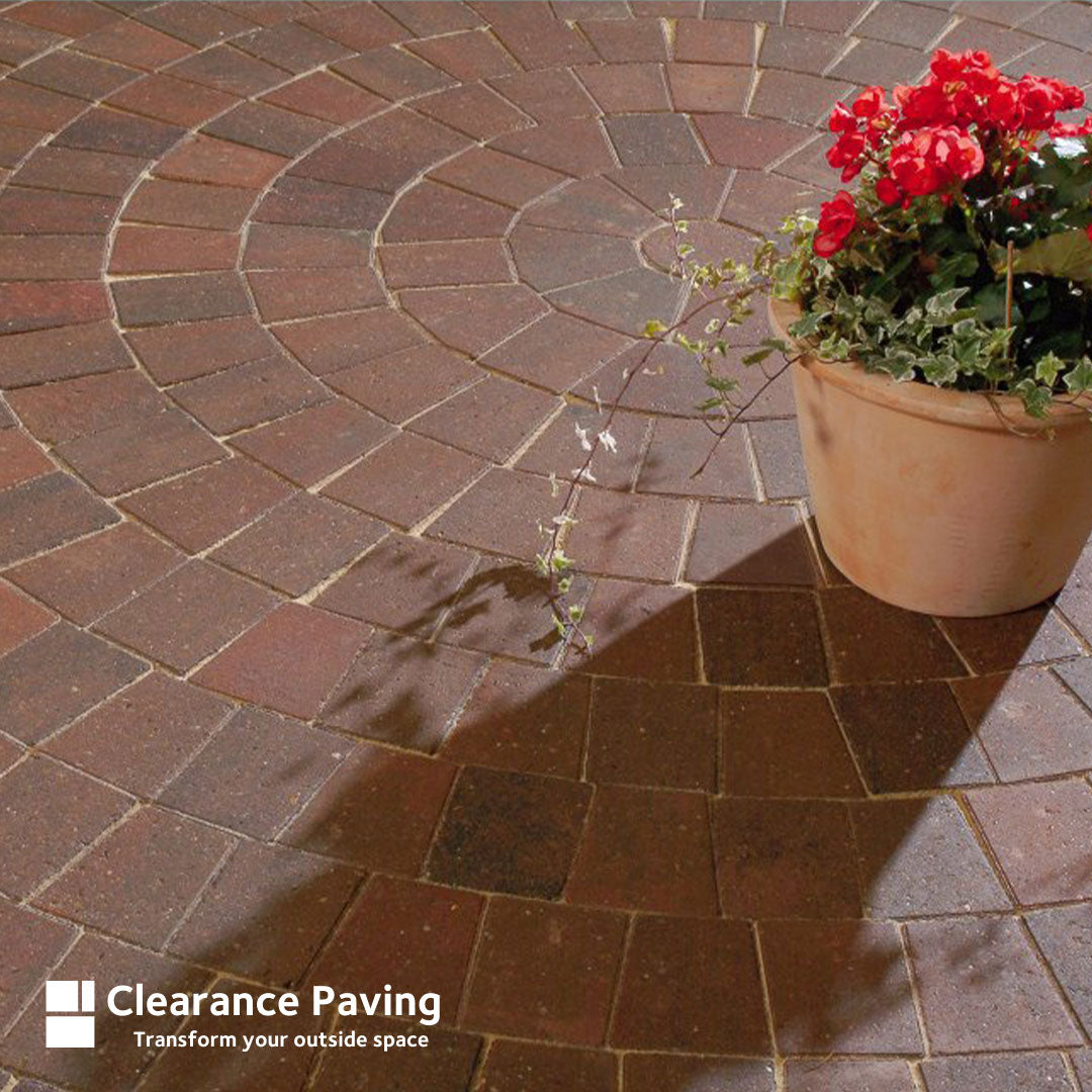 Brett Beta block paving circle kit in Brindle 60mm
