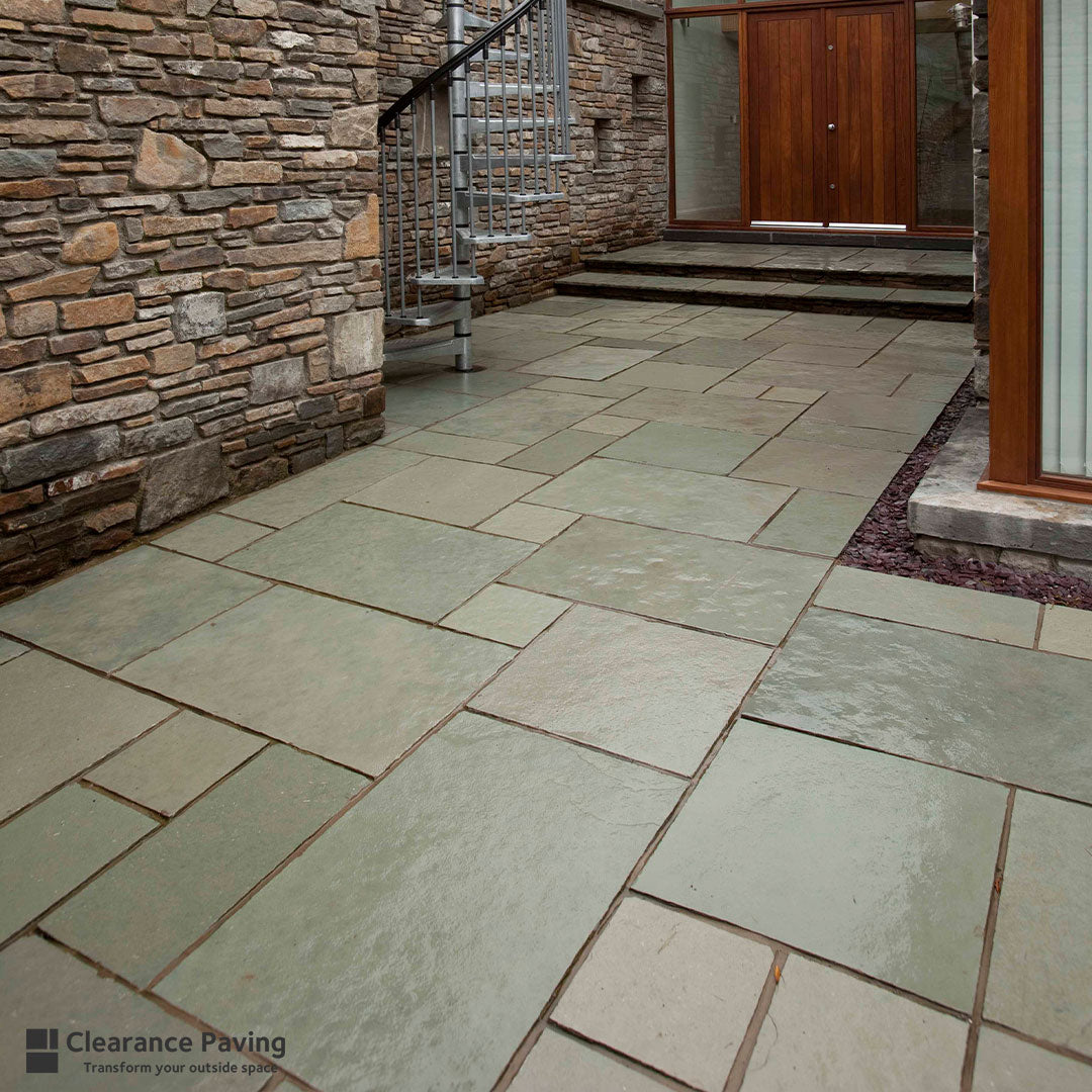 Limestone patio slabs in Ocean Spray in a 600mm x 600mm size