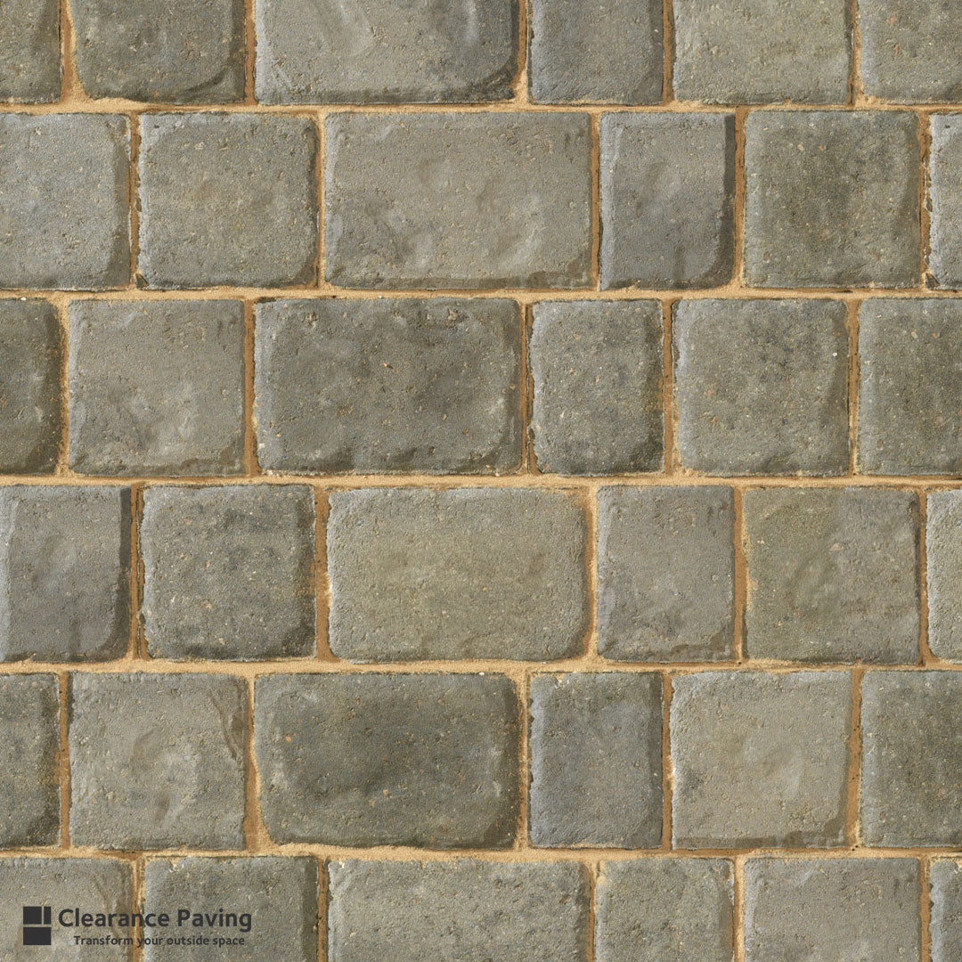 Brett Regatta Trio paving block in Silver Haze swatch