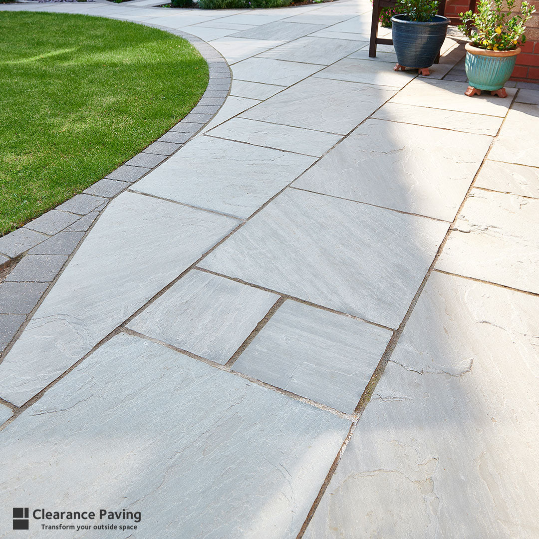 Indian Sandstone garden paving in Mountain Mist with a block paved border