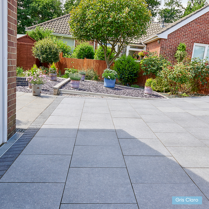 bluestone, driveway paving, porcelain paving, porcelain tiles, outdoor porcelain paving, patterned paving, 600 x600 paving slabs, porcelain for driveways, 600 x600 paving slabs, driveway porcelain slabs