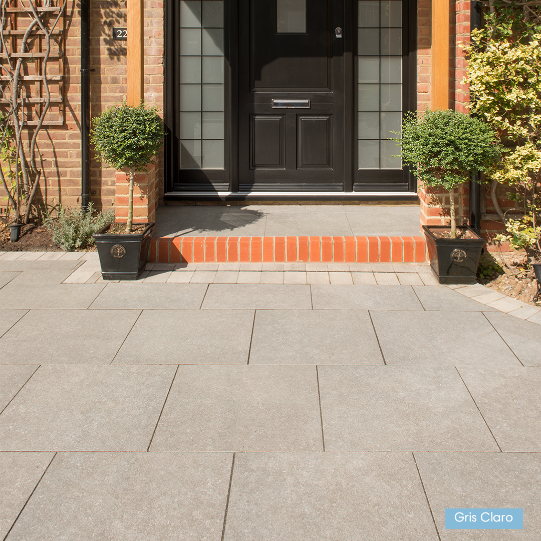 bluestone, driveway paving, porcelain paving, porcelain tiles, outdoor porcelain paving, patterned paving, 600 x600 paving slabs, porcelain for driveways, 600 x600 paving slabs, driveway porcelain slabs