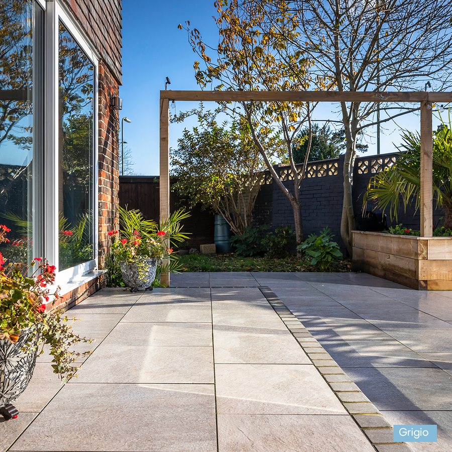 garden slabs, garden tiles, porcelain paving, porcelain tiles, outdoor porcelain paving, 600 x600 paving slabs, 600 x600 paving slabs, grey paving, grey outdoor tiles, grey porcelain tiles