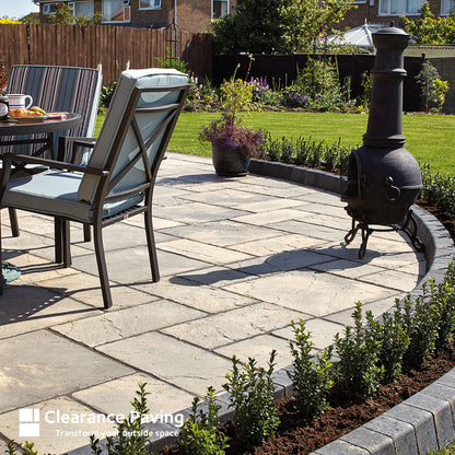 Brett Bronte Weathered Buff garden slabs 300mm square