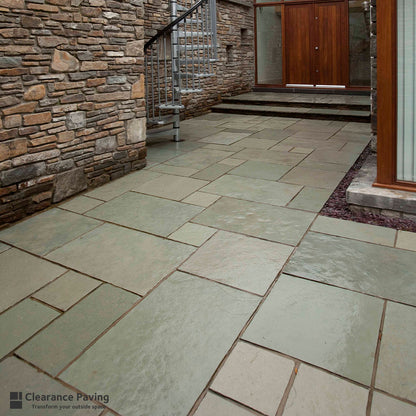 Limestone patio slabs in Ocean Spray in a 600mm x 600mm size
