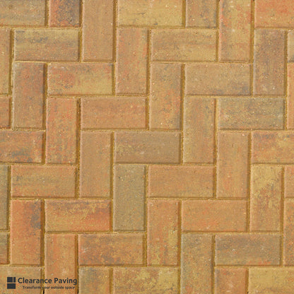 Brett Omega block paving in Autumn Gold 60mm swatch