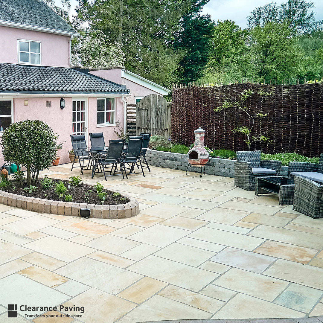 Indian Sandstone mixed sized pack in Fossil Mint in the sun