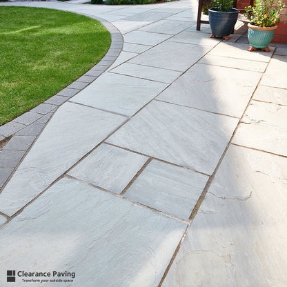 Indian Sandstone garden paving in Mountain Mist with a block paved border