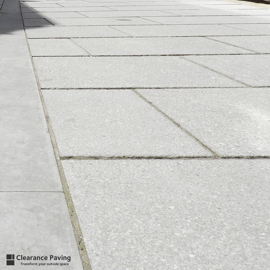Brett Yorktone paving slabs in grey square 450mm